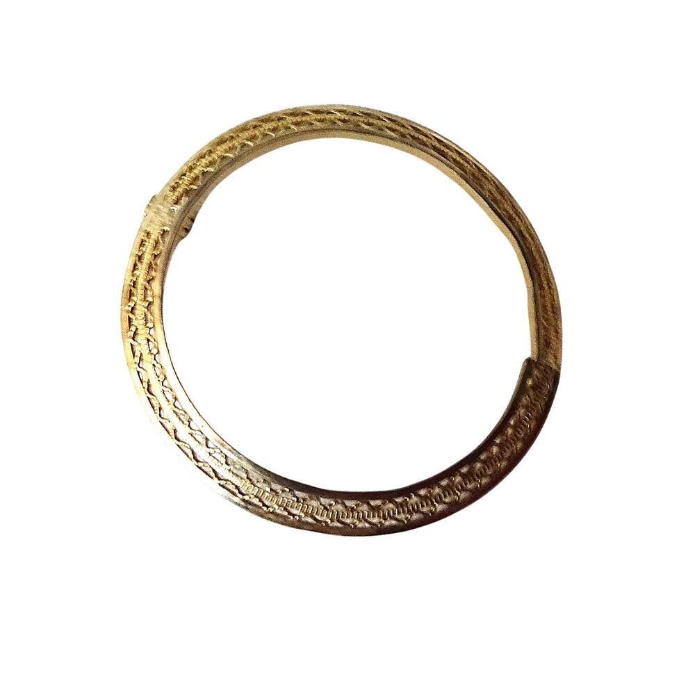 Vintage Gold‑Tone Annular Ring Brooch – Ropework Design – Small Cloak/Scarf Pin